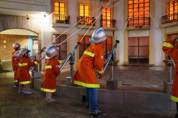 kidzania_firefighters